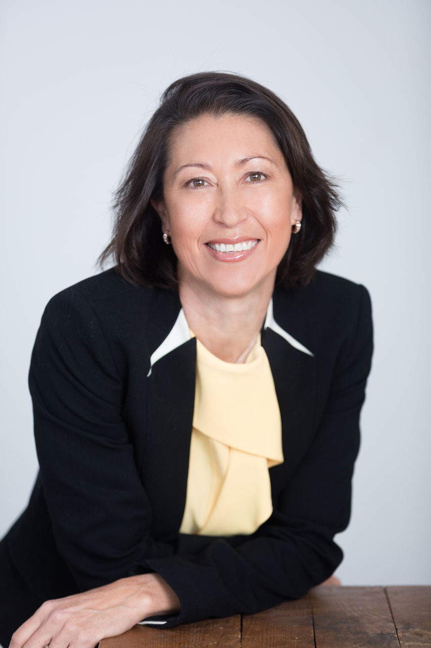 BCovill0617_0018 Relaxed natural Melbourne business women's portrait