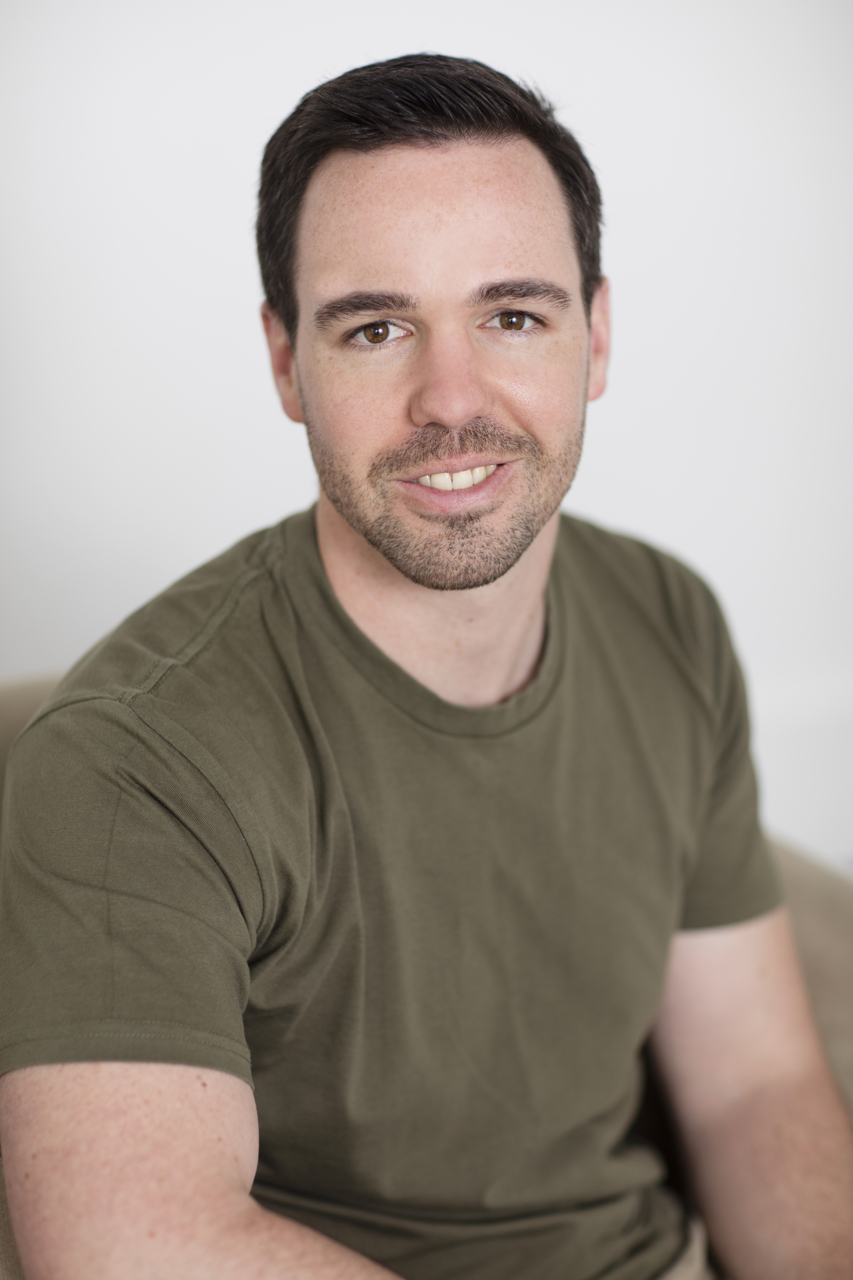 KThew1117_0024 LinkedIn headshot